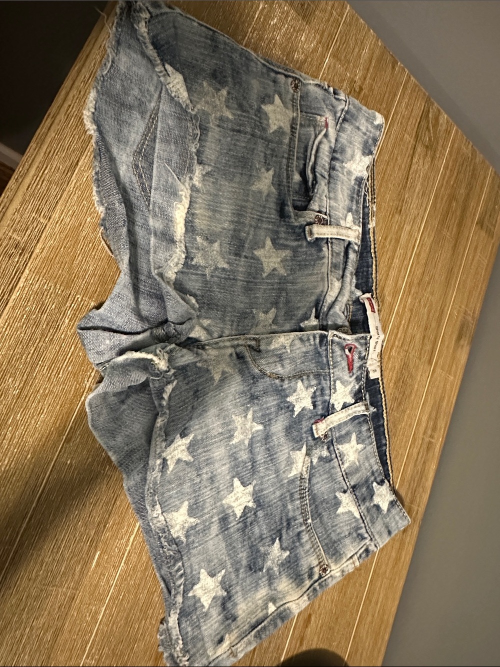 Levi's Star-Print Light Blue Denim Shorts